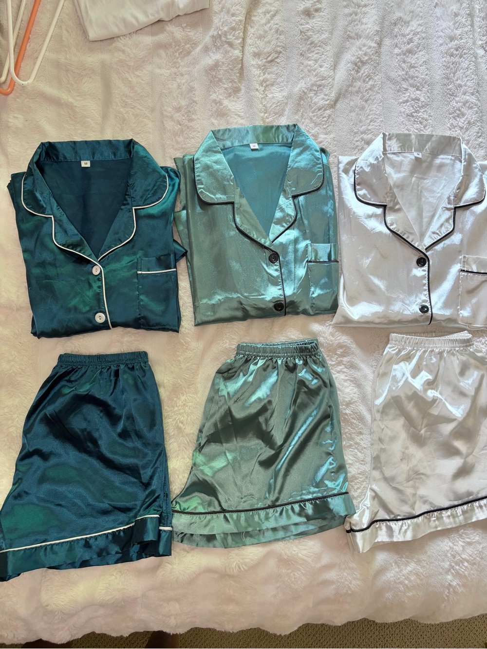 Bundle Pajama Silk Set - Picture 5 of 6